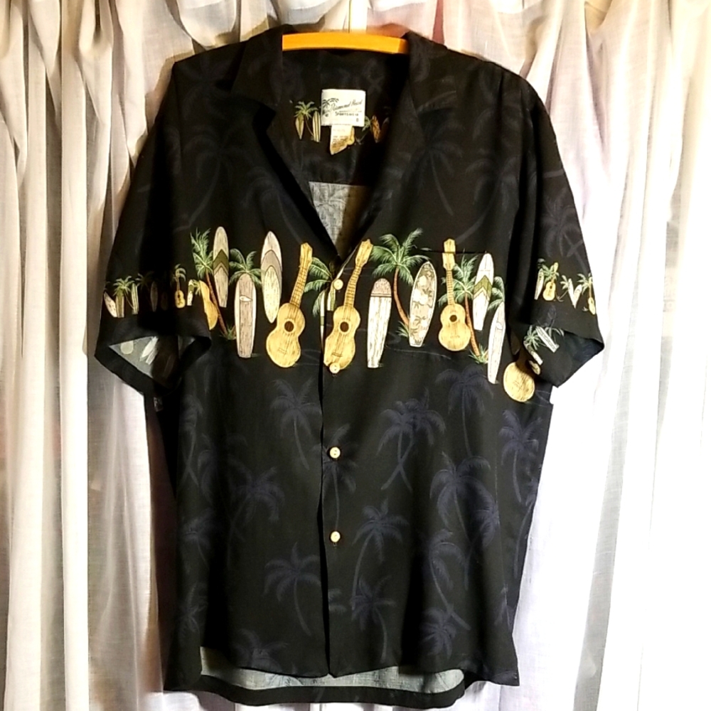 Sz L Vintage Hawaiian Shirt with Surfboard/Guitar Print